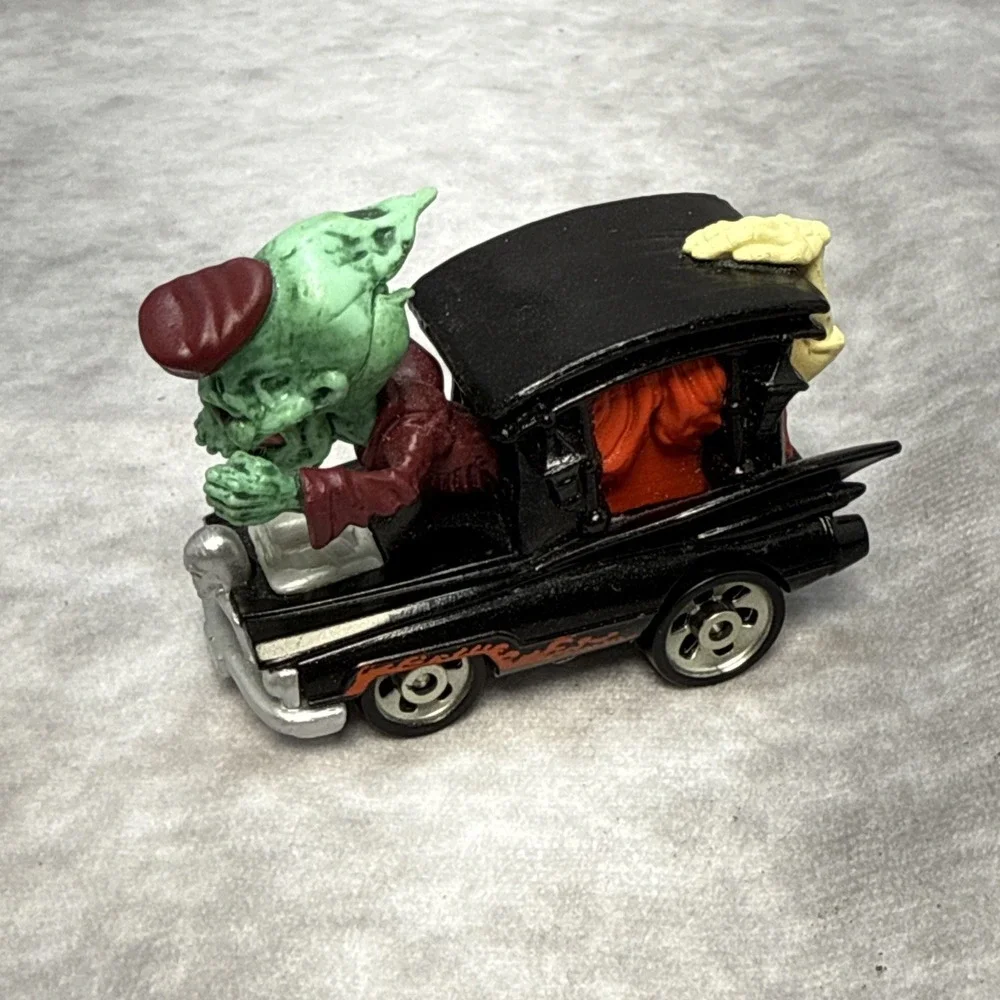 Monster 500 Zoom Zombie Diecast Hearse Car 2013 Creata Toys R Us Exclusive EUC